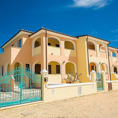Le Residenze Del Maria Rosaria - Vico Friuli 1 Orosei Exterior foto